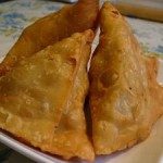 Crispy Aloo Samosas