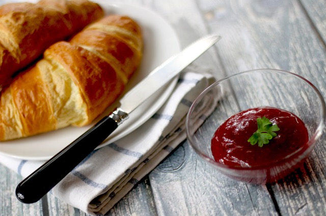 food-morning-breakfast-croissant